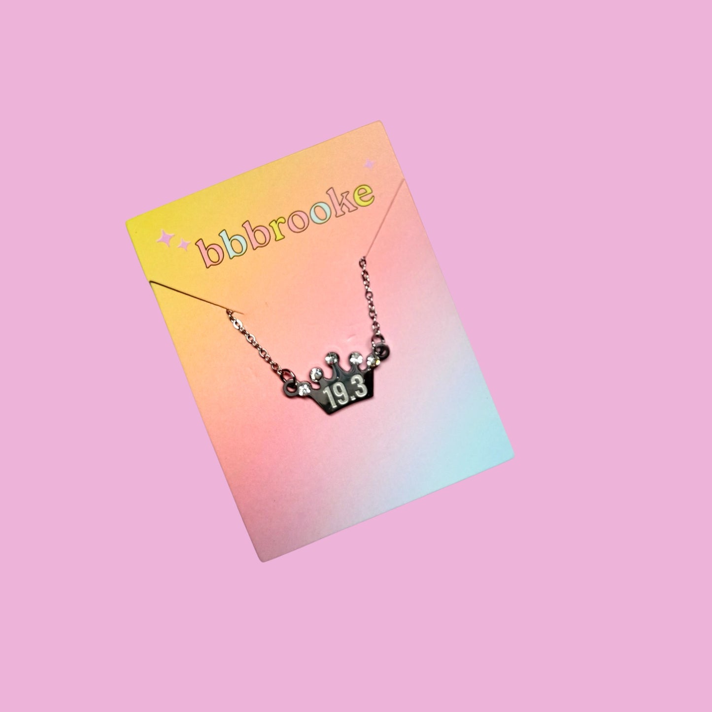 Silver Tiara Distance Necklace