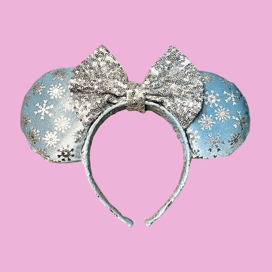 Let it Snow! Velvet Minnie Mouse Ears
