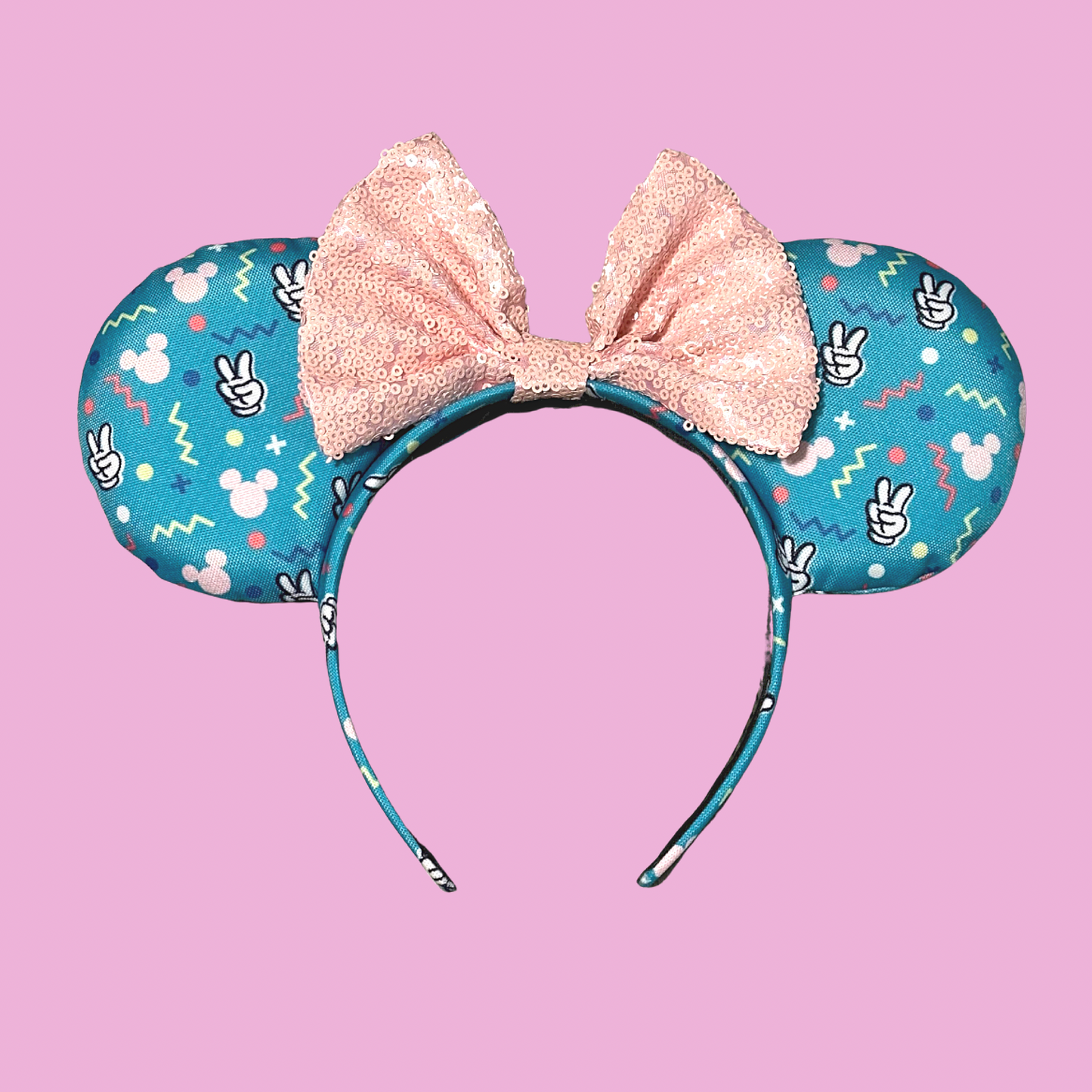 Retro Canvas Minnie Mouse Ears